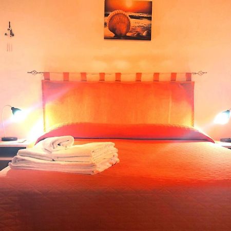 Dimora Il Girasole Hotel ตอร์เร ซาน จิโอวานนิ อูเจนโต ภายนอก รูปภาพ