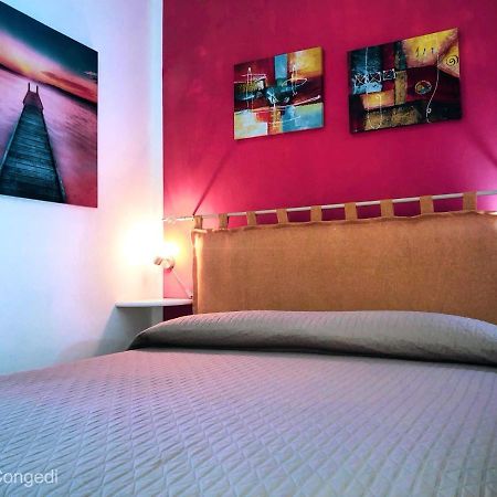 Dimora Il Girasole Hotel ตอร์เร ซาน จิโอวานนิ อูเจนโต ภายนอก รูปภาพ