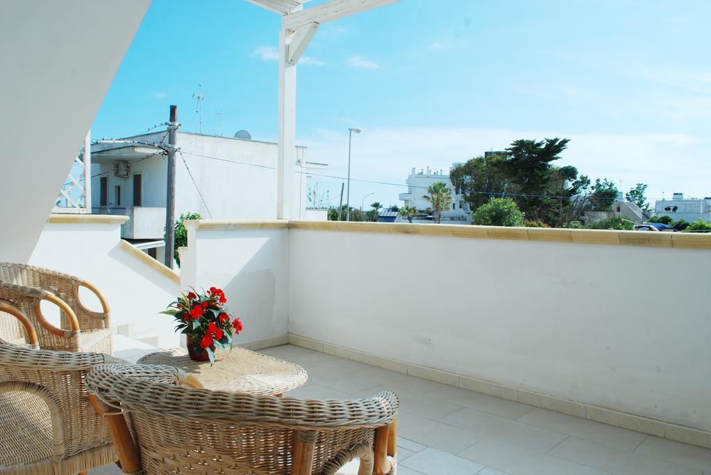 Dimora Il Girasole Hotel ตอร์เร ซาน จิโอวานนิ อูเจนโต ภายนอก รูปภาพ